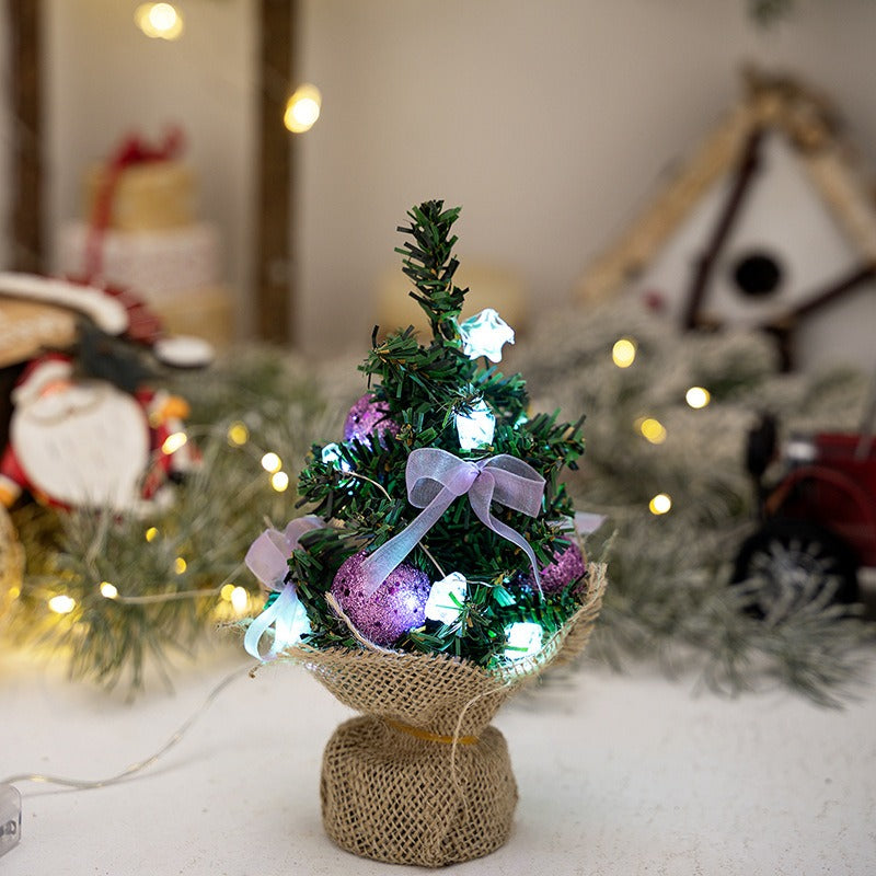 Light Up Mini Christmas Tree
